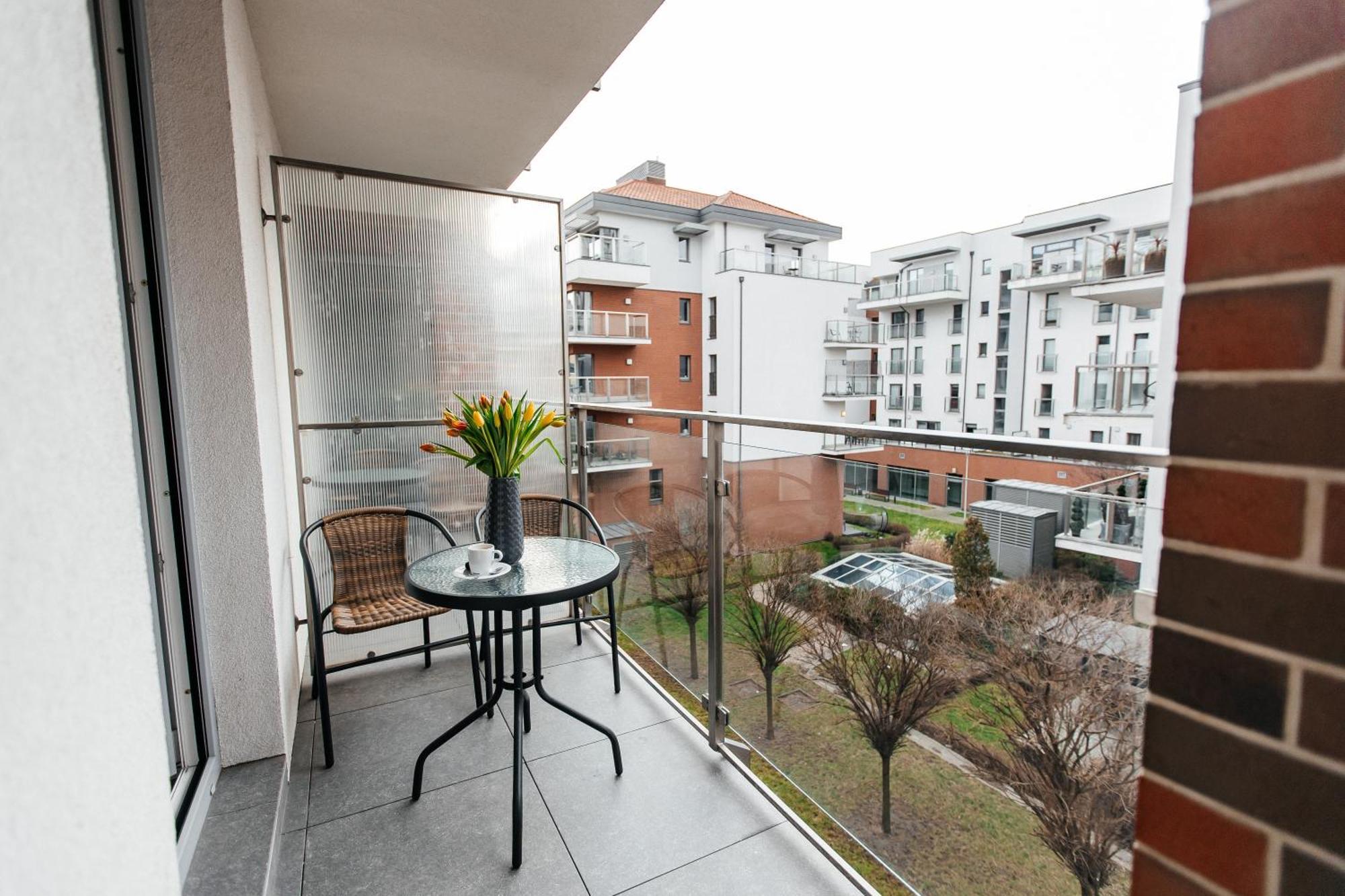 Maya'S Flats & Resorts 42 - Swietej Barbary Gdansk Exterior foto