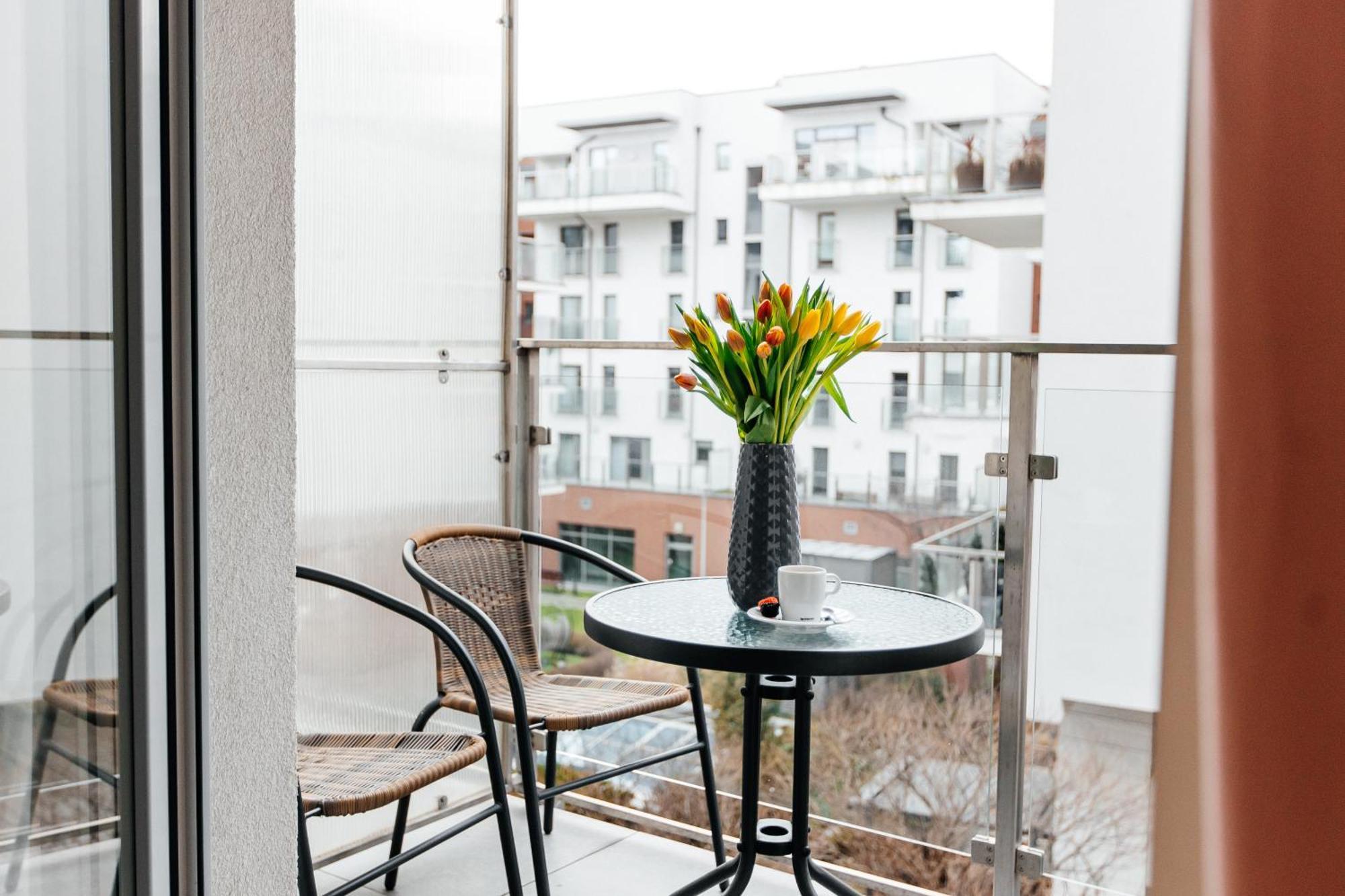 Maya'S Flats & Resorts 42 - Swietej Barbary Gdansk Exterior foto